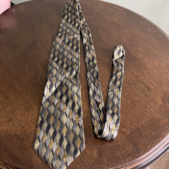 Bachrach Mens‎ Geometric Pattern Silk Tie - Picture 3 of 5